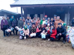 frangipanier-villages-laos-distribution-vetements-9
